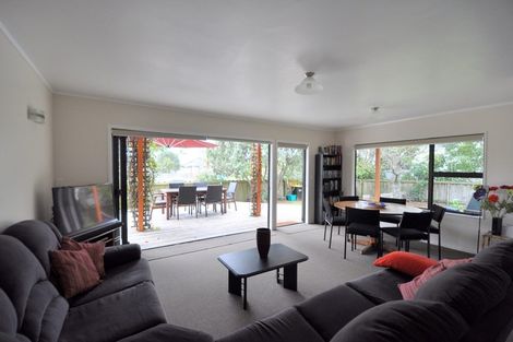 Photo of property in 21 Holland Close, Pauanui, Hikuai, 3579
