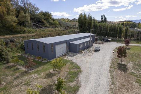 Photo of property in 35 Mcintosh Road, Blackmans, Alexandra, 9391