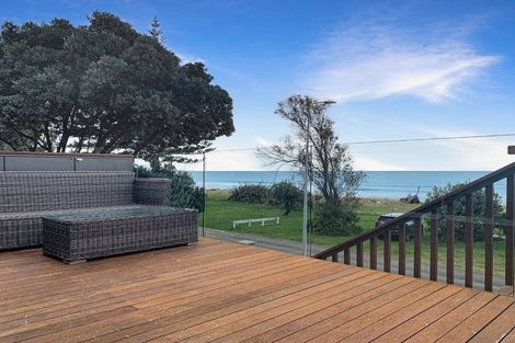 Photo of property in 10 Makorori Beach Road, Makorori, Gisborne, 4073