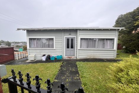 Photo of property in 27 Kimihia Road, Huntly, 3700