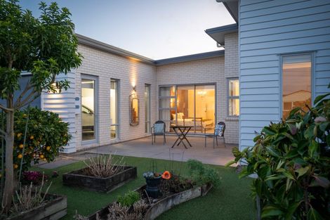 Photo of property in 183 Taylor Street, Cambridge, 3434