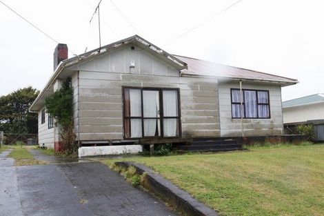 Photo of property in 56 Matai Street, Castlecliff, Whanganui, 4501