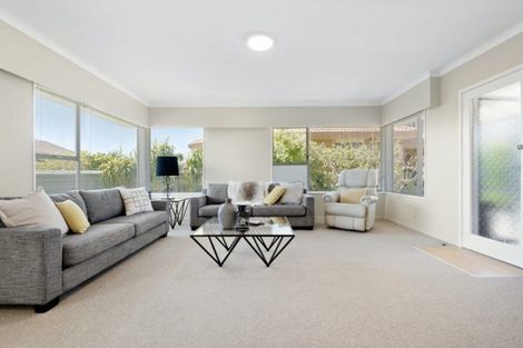 Photo of property in 3/21 Jutland Road, Hauraki, Auckland, 0622