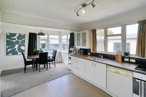 Photo of property in 24 Lincoln Road, Hillmorton, Christchurch, 8024
