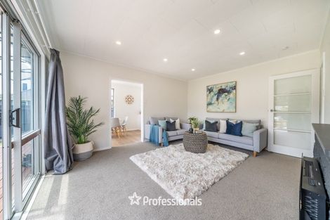 Photo of property in 17 Molesworth Street, Taita, Lower Hutt, 5011