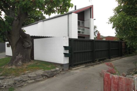 Photo of property in 1/33 Newbridge Place, Ilam, Christchurch, 8041