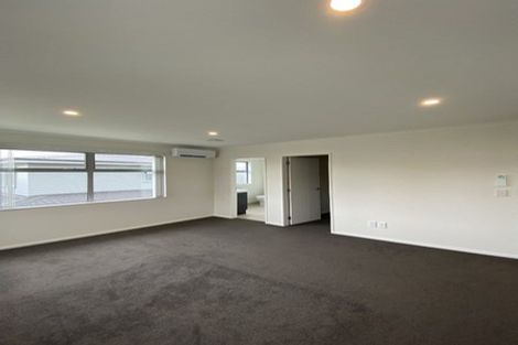 Photo of property in 9 Okataina Way, Aotea, Porirua, 5024