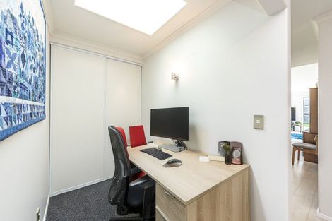 Photo of property in 8 Lithgow Drive, Otamatea, Whanganui, 4500