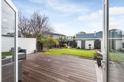 Photo of property in 11 Wellesley Road, Mangere Bridge, Auckland, 2022