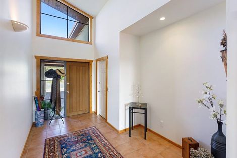 Photo of property in 7 Marewa Place, Waikanae Beach, Waikanae, 5036