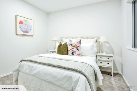 Photo of property in 52 Schoolside Road, Kumeu, 0810