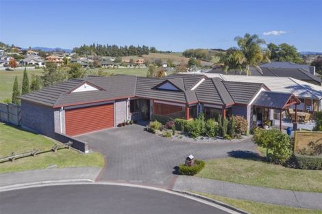 Photo of property in 12 Parkview Avenue, Western Heights, Hamilton, 3200