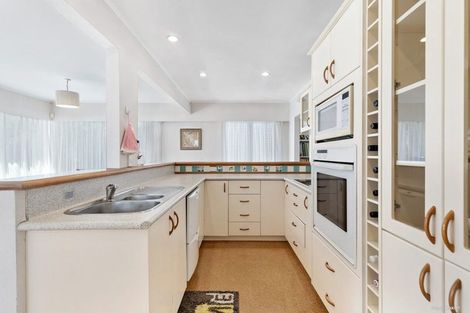 Photo of property in 11a Pax Avenue, Forrest Hill, Auckland, 0620