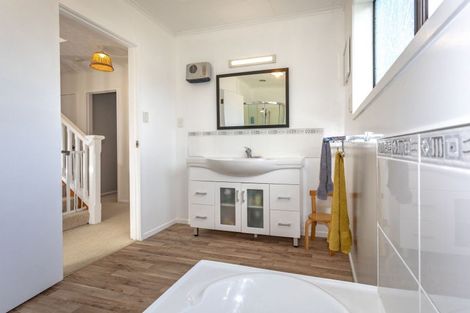 Photo of property in 150 Lillis Lane, Coromandel, 3506