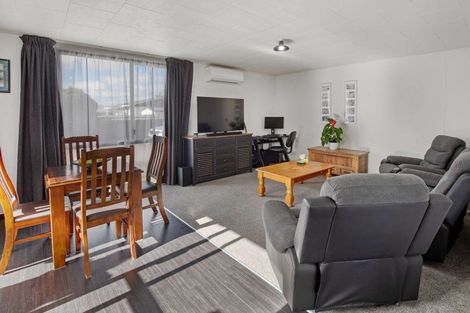 Photo of property in 15c Longstead Avenue, Papamoa Beach, Papamoa, 3118