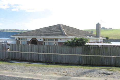 Photo of property in 17 Oregon Street, Ocean Grove, Dunedin, 9013
