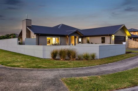 Photo of property in 1 Ta Paora Drive, Bell Block, New Plymouth, 4312