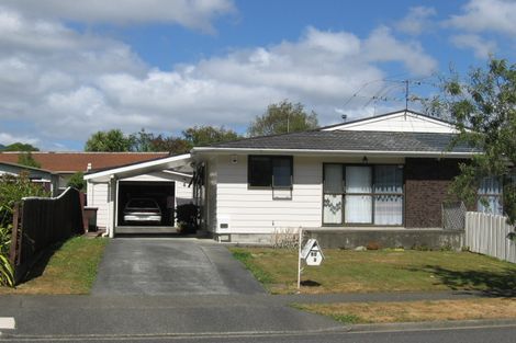 Photo of property in 2/44 Hartford Crescent, Totara Park, Upper Hutt, 5018
