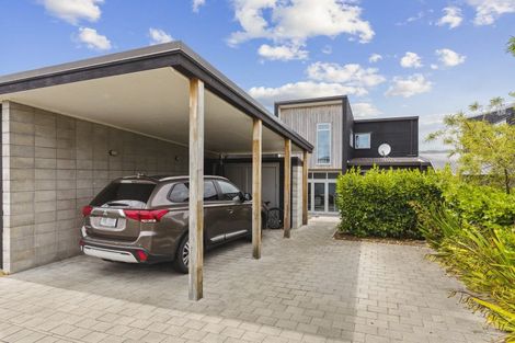 Photo of property in 39 Te Ara Kawakahia, Waikanae, 5036