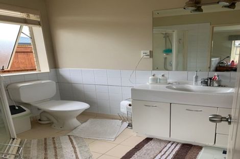 Photo of property in 88 Redcastle Drive, East Tamaki, Auckland, 2013