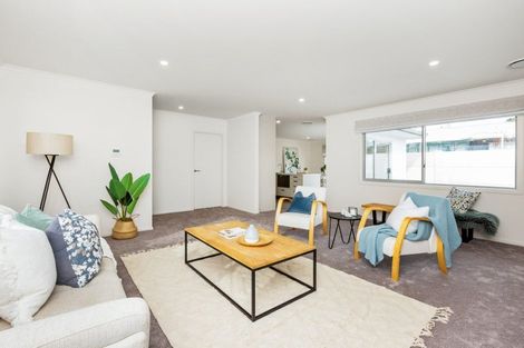 Photo of property in 27 Howard Road, Taradale, Napier, 4112
