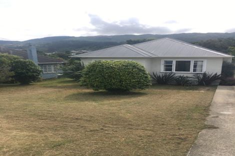 Photo of property in 35 Coates Street, Tawa, Wellington, 5028