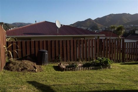 Photo of property in 36 Percy Dyett Drive, Karori, Wellington, 6012