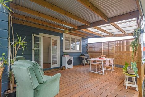 Photo of property in 52 Bourke Street, Palmerston North, 4410