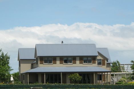 Photo of property in 83 Ewen Place, Karaka, Papakura, 2580