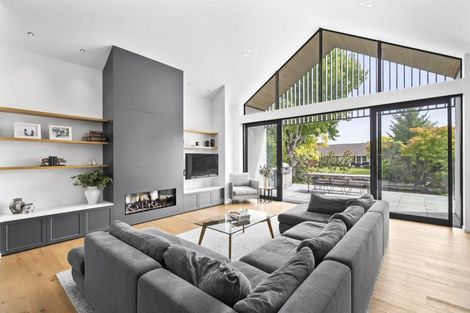 Photo of property in 27 Idris Road, Fendalton, Christchurch, 8052