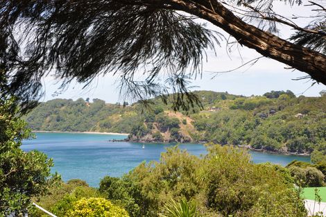 Photo of property in 4 Hillside Crescent, Leigh, 0985