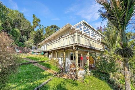 Photo of property in 665 South Titirangi Road, Titirangi, Auckland, 0604