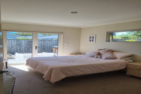 Photo of property in 8 Sackville Street, Martinborough, 5711
