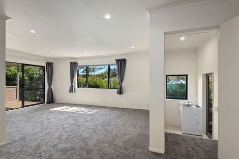 Photo of property in 3/28 Holiday Road, Stanmore Bay, Whangaparaoa, 0932