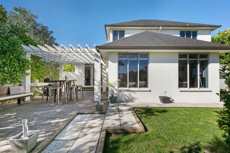 Photo of property in 35 Fingal Way, Gulf Harbour, Whangaparaoa, 0930