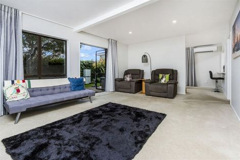 Photo of property in 2/14 Aramoana Avenue, Devonport, Auckland, 0624