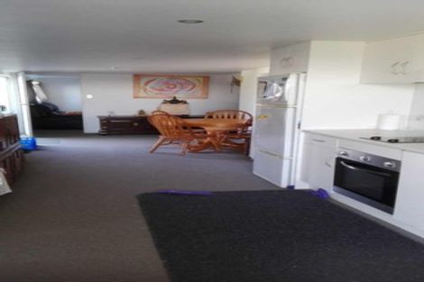 Photo of property in 120 Sunset Road, Unsworth Heights, Auckland, 0632