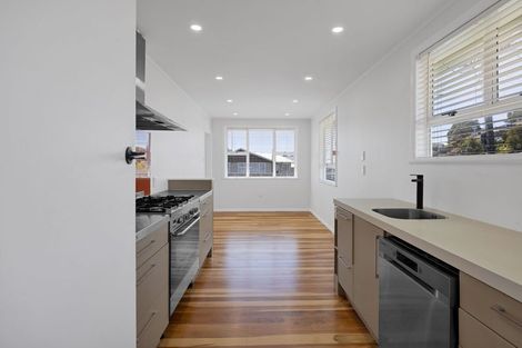 Photo of property in 7 Rosendale Avenue, Spotswood, New Plymouth, 4310