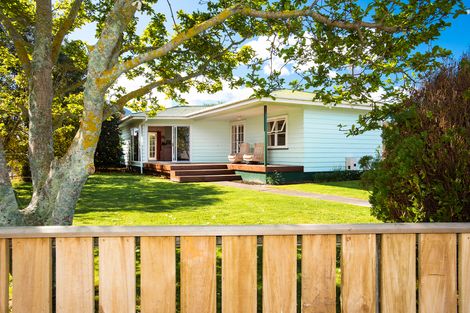 Photo of property in 21 Turenne Street, Inner Kaiti, Gisborne, 4010
