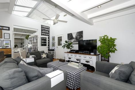 Photo of property in 5 Eighteenth Avenue, Tauranga South, Tauranga, 3112