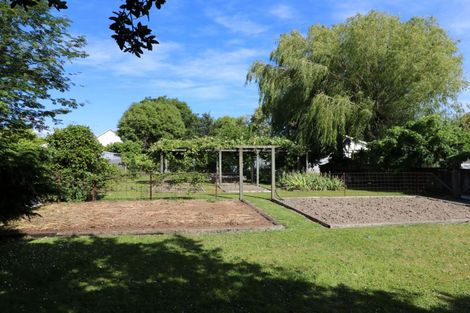 Photo of property in 6 Clifton Avenue, Carterton, 5713