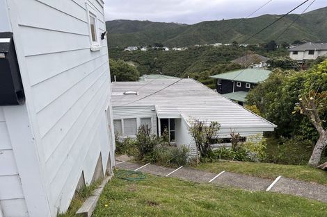 Photo of property in 142 The Ridgeway, Mornington, Wellington, 6021