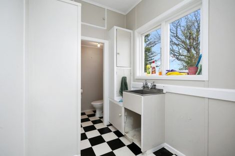 Photo of property in 393 Devonport Road, Tauranga South, Tauranga, 3112