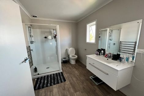 Photo of property in 16a Harrow Place, Manurewa, Auckland, 2102