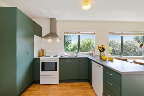 Photo of property in 2/1 Nea Place, Hillcrest, Auckland, 0627