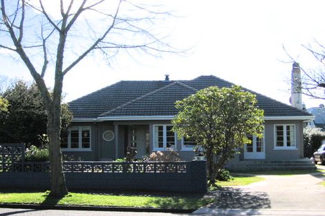 Photo of property in 18 Maeroa Road, Beerescourt, Hamilton, 3200