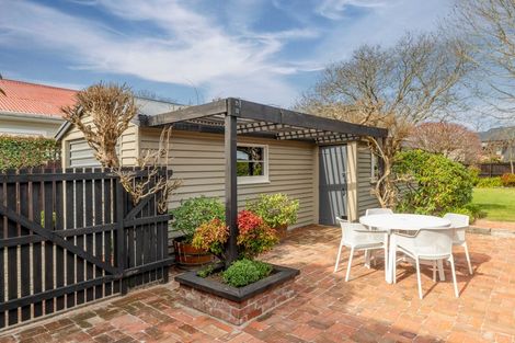 Photo of property in 33 Galway Avenue, Bryndwr, Christchurch, 8052