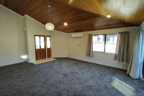 Photo of property in 3/53 Anzac Road, Browns Bay, Auckland, 0630
