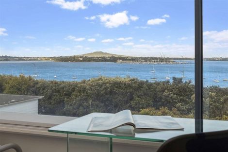 Photo of property in 35 Princes Street, Northcote Point, Auckland, 0627