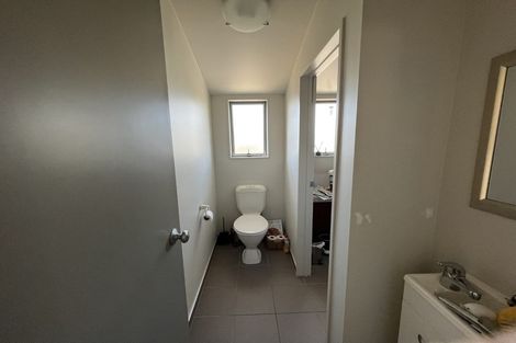 Photo of property in 31 Carento Way, Stanmore Bay, Whangaparaoa, 0932